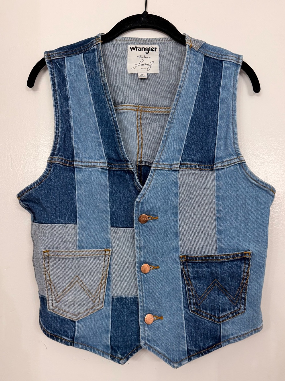 Wrangler x Lainey Wilson Patchwork Denim Vest Blue Size Medium - Picture 4 of 11